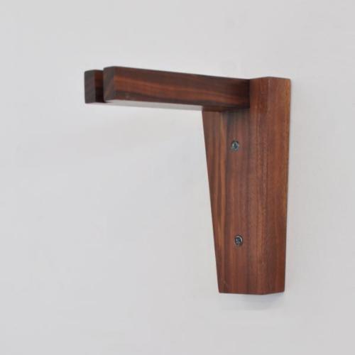 壁付けブラケット　Wood Bracket WHARF